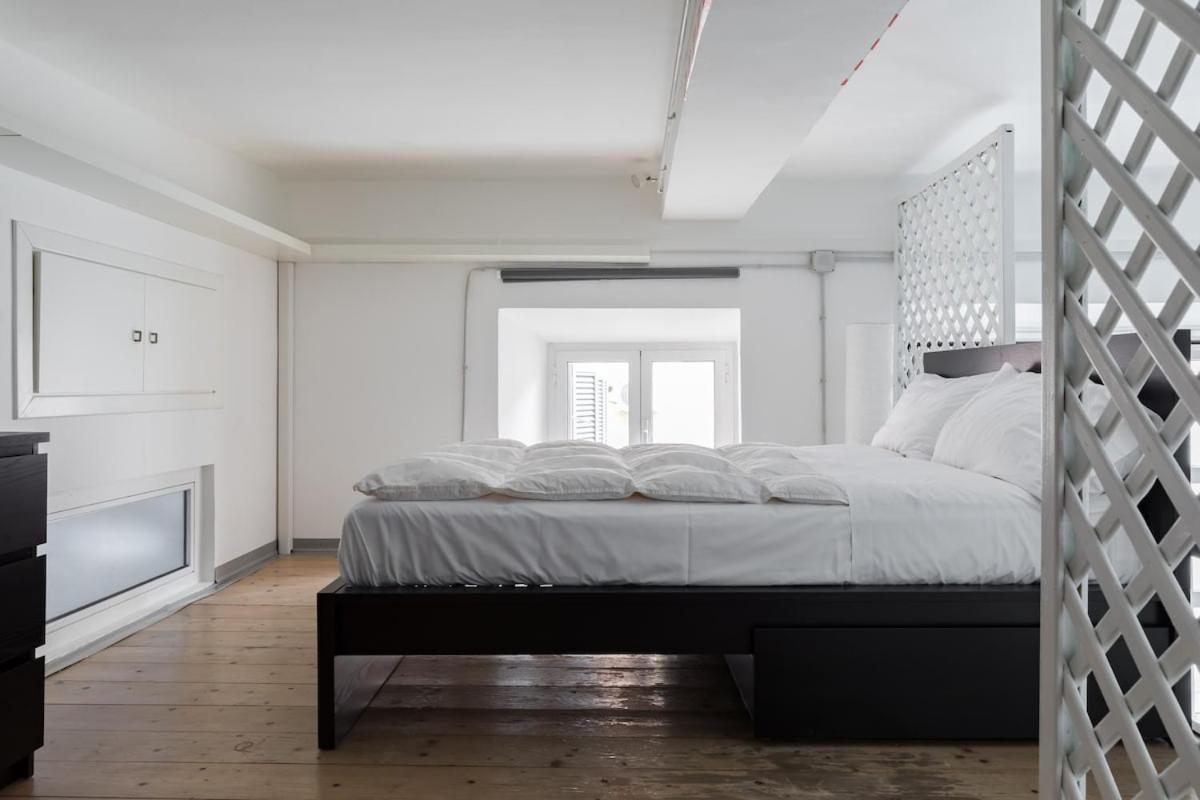 Trevi Fountain Modern Loft Apartment Rome Exterior photo